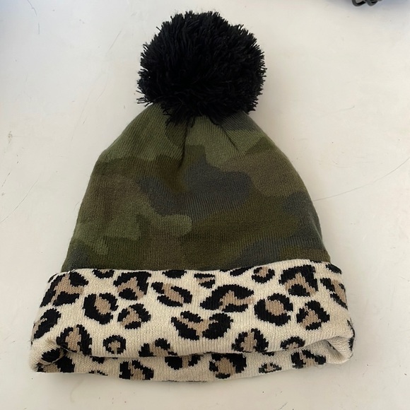 Army cheers beanie - Picture 1 of 2